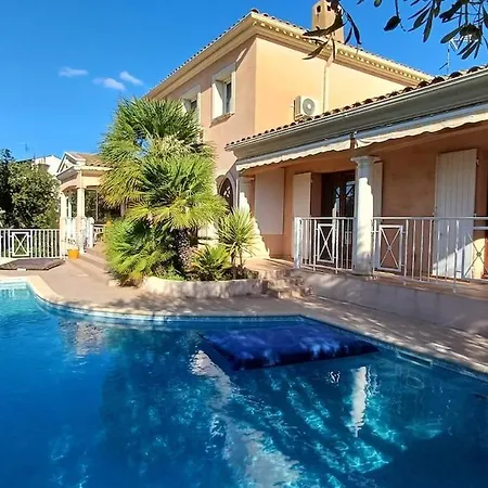Villa- Saint-raphael Сен-Рафаель