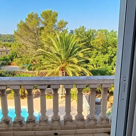 Villa- Saint-raphael Будинок відпочинку *